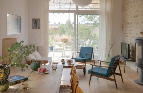 Saint-Julien-de-Civry House | Le Petit Civry