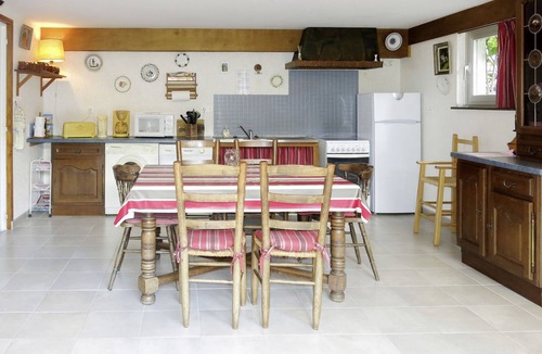 Regnezville-sur-Mer House | Le Petit Clos by Interhome