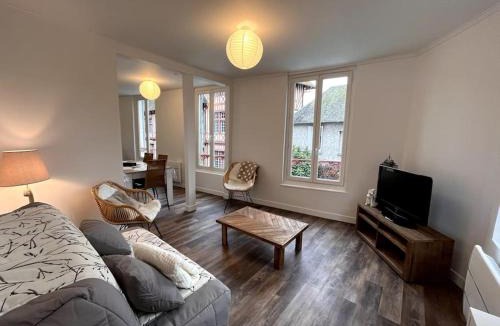 Pont-l'Eveque Apartment | Le petit cocon