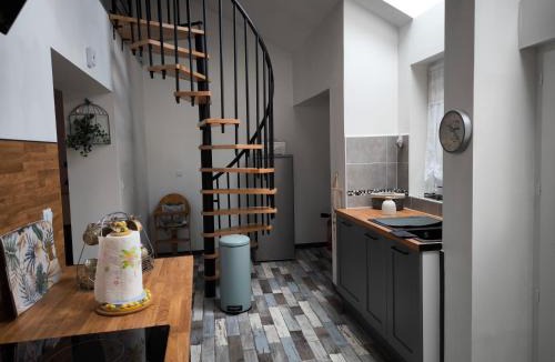 Auxi-le-Chateau House | Le Petit coin de Paradis