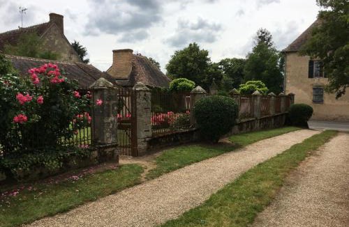 Couleuvre House | Le Petit Dauphin