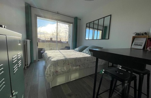 5th Arrondissement Apartment | Le Petit Debrousse, Confort calme et Parking