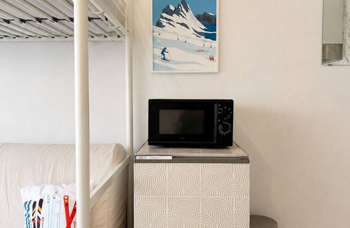 Les Rousses Apartment | Le Petit Flocon, with a heated pool!