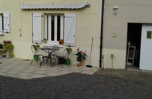 Dompierre-les-Eglises Apartment | Le Petit Champagnat