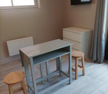 La Riviere-Saint-Sauveur Apartment | Le petit chez-vous