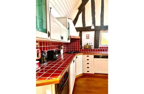 Neuville-sur-Touques House | "Le Petit Pressoir"