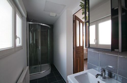 Saint-Andre-les-Vergers Apartment | Le Petit St André - Appt pour 4