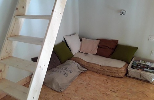 Saint-Bonnet-pres-Orcival Apartment | Le petit nid