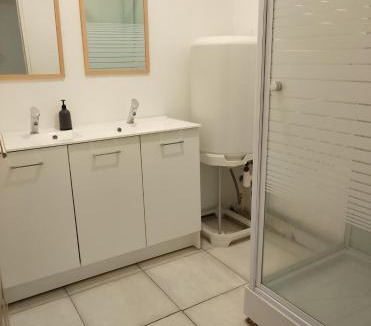 Saint-Leonard-de-Noblat Apartment | Le Petit Logis Noblat 2