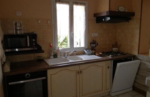 Fontenille-Saint-Martin-d'Entraigues House | le petit pâtis