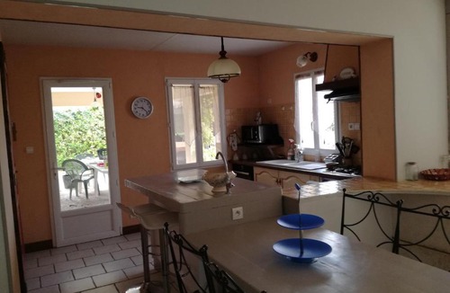 Fontenille-Saint-Martin-d'Entraigues House | le petit pâtis