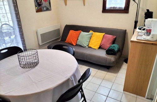 Saint-Vincent-sur-Jard House | Le Petit coin Cosy 🐶😸accepted with shared heated pool