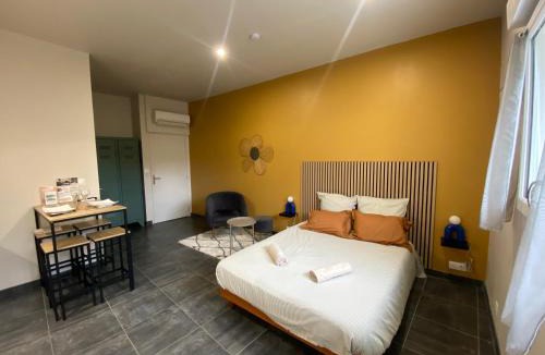 Villebarou Apartment | Le Petit Francillon