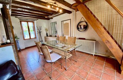 Josnes House | Le petit gîte des Moyens-Ducs