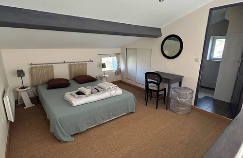 Revel Other | Le petit gite dans la prairie