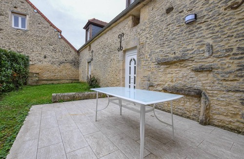 Pargues House | Le Petit Gite du Relais