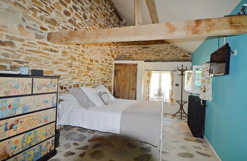 Coussac-Bonneval House | Le Petit Gite