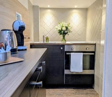 Chantilly Apartment | Le Petit Hameau de Chantilly - Studio 4 pers Chic et Charme au Coeur de Chantilly - Classé 3 étoiles