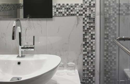 Old Montreal Hotel | Le Petit Hotel Vieux-Montreal - Saint-Paul