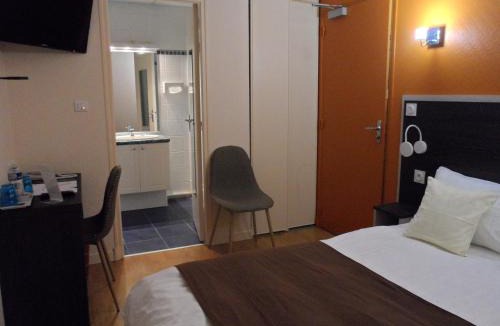 La Chapelle-Caro Hotel | Le Petit Keriquel