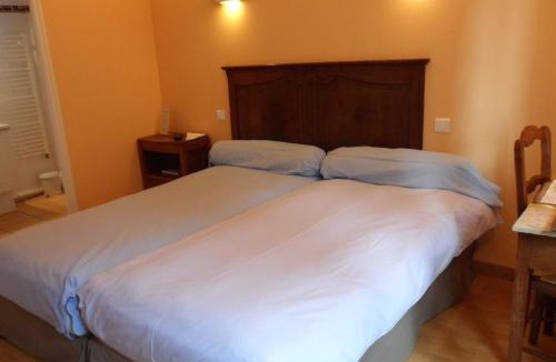 La Chapelle-Caro Hotel | Le Petit Keriquel