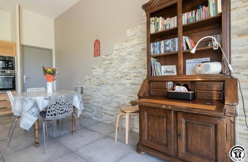 Merville House | Le Petit Limouzin - Merville