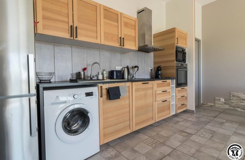 Merville House | Le Petit Limouzin - Merville