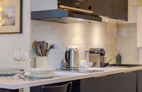 Figuerolles Apartment | Le Petit Loft - Joli Duplex - Climatisation