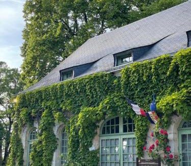 Chammes Apartment | Le petit Loré