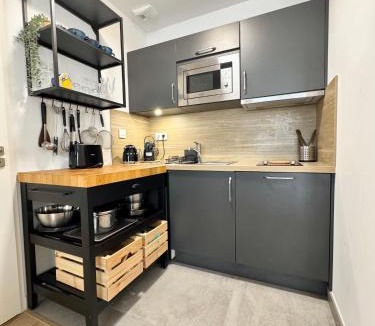 Bourg-l'Eveque Apartment | Le Petit Mail, Centre de Rennes
