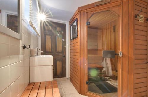 Grandes-Piles Bed & Breakfast | Le petit Manoir Spa et Vue sur rivière St Maurice