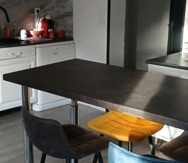 Jaucourt House | Le petit meslier