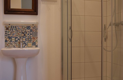 Servian Bed & Breakfast | Le Petit Molière Chambres d'Hôtes