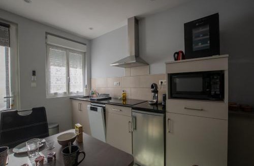 Civaux House | Le Petit Mona LIORA