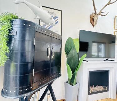 Monampteuil Apartment | Le Petit Monampteuil