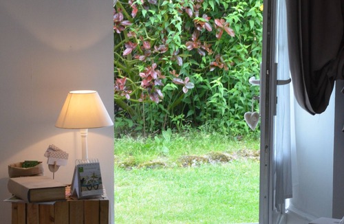Saint-Malo-du-Bois Bed & Breakfast | Le Petit Monty