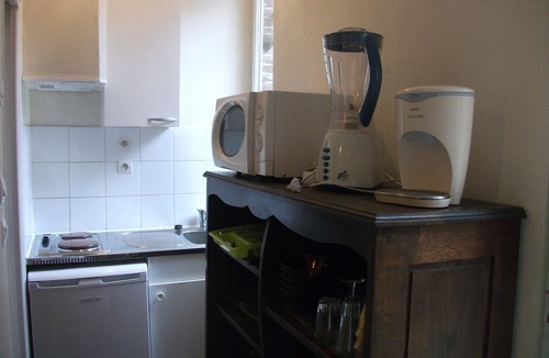 Beaumont-de-Lomagne Apartment | Le PETIT Nid, gîte for two !