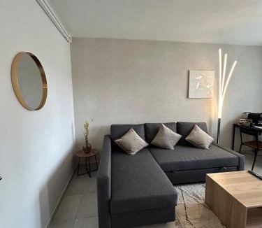 Chartres Apartment | Le Petit Nicole