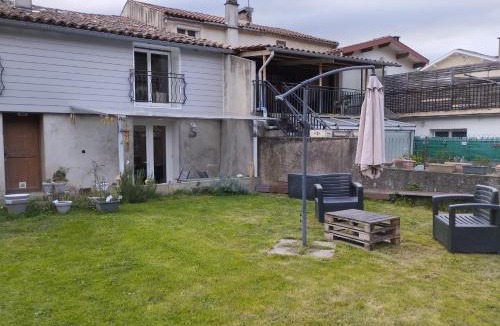 Montgaillard Apartment | Le petit nid