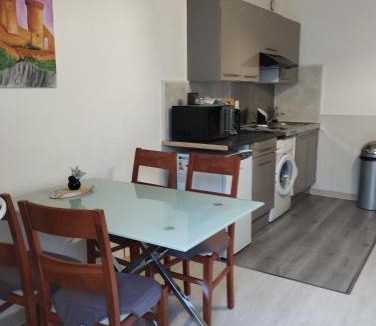 Montgaillard Apartment | Le petit nid