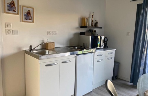 Le Mesnil-en-Vallee House | Le petit nous- Gîte cosy avec jacuzzi en Anjou