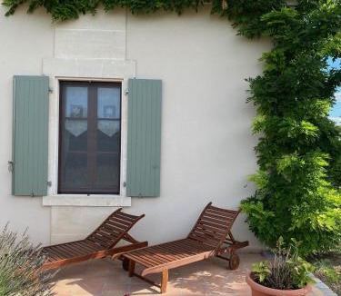 Foussignac House | Le Petit Noyer