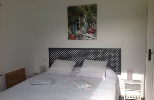 Bonneville-la-Louvet Bed & Breakfast | Le Petit Orchard