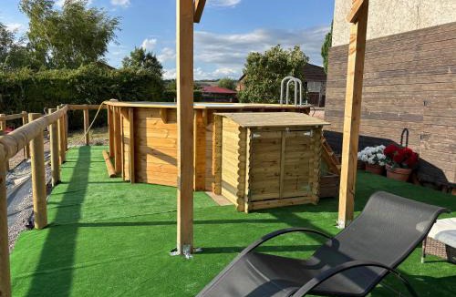 Villeneuve-les-Cerfs House | Le petit paddock