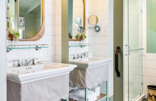 Northeast Carmel Hotel | Le Petit Pali at Ocean Ave