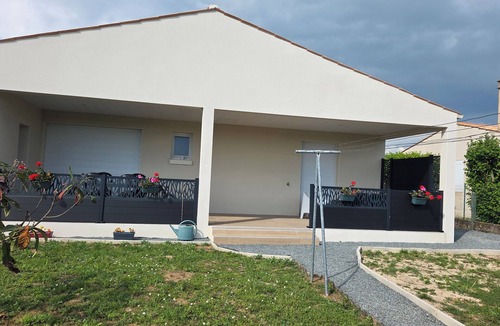 La Bree-les-Bains House | LE PETIT PARADIS Very spacious house with lovely garden terrace