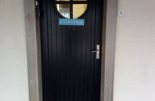 Wimereux Apartment | Le petit Paradis! Cozy studio on the ground floor with breathtaking sea view!