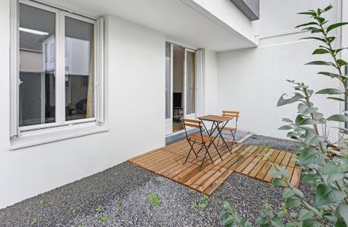 Pilotiere Apartment | Le Petit Patio proximité clinique Jules Verne