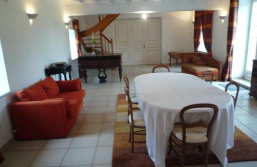 Monce-en-Belin House | Le Petit Pont