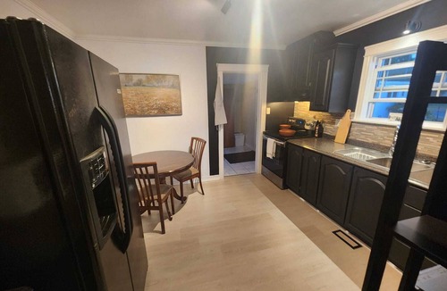 Pouch Cove House | Le Petit Pouch Cove, cute 3 Bed house with ocean views, 15 mins from St John's!